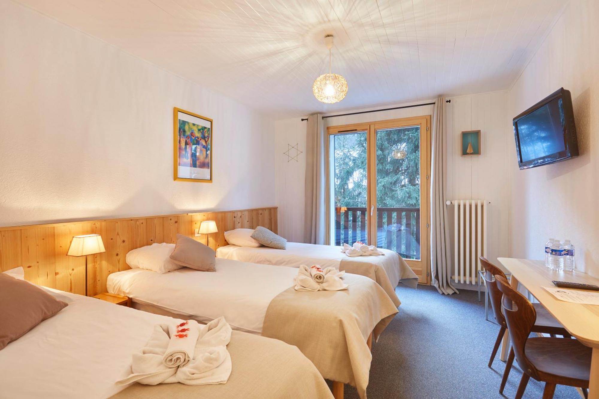 Hotel Eliova L'Eau Vive Châtel Eksteriør bilde