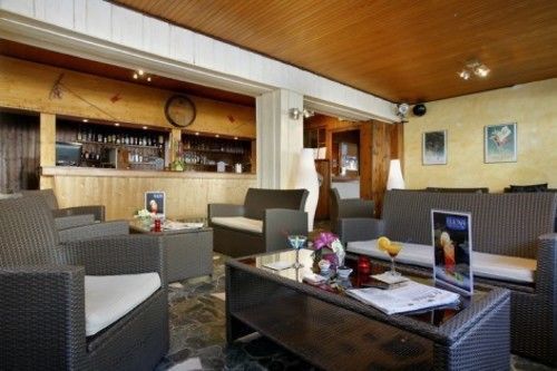 Hotel Eliova L'Eau Vive Châtel Eksteriør bilde